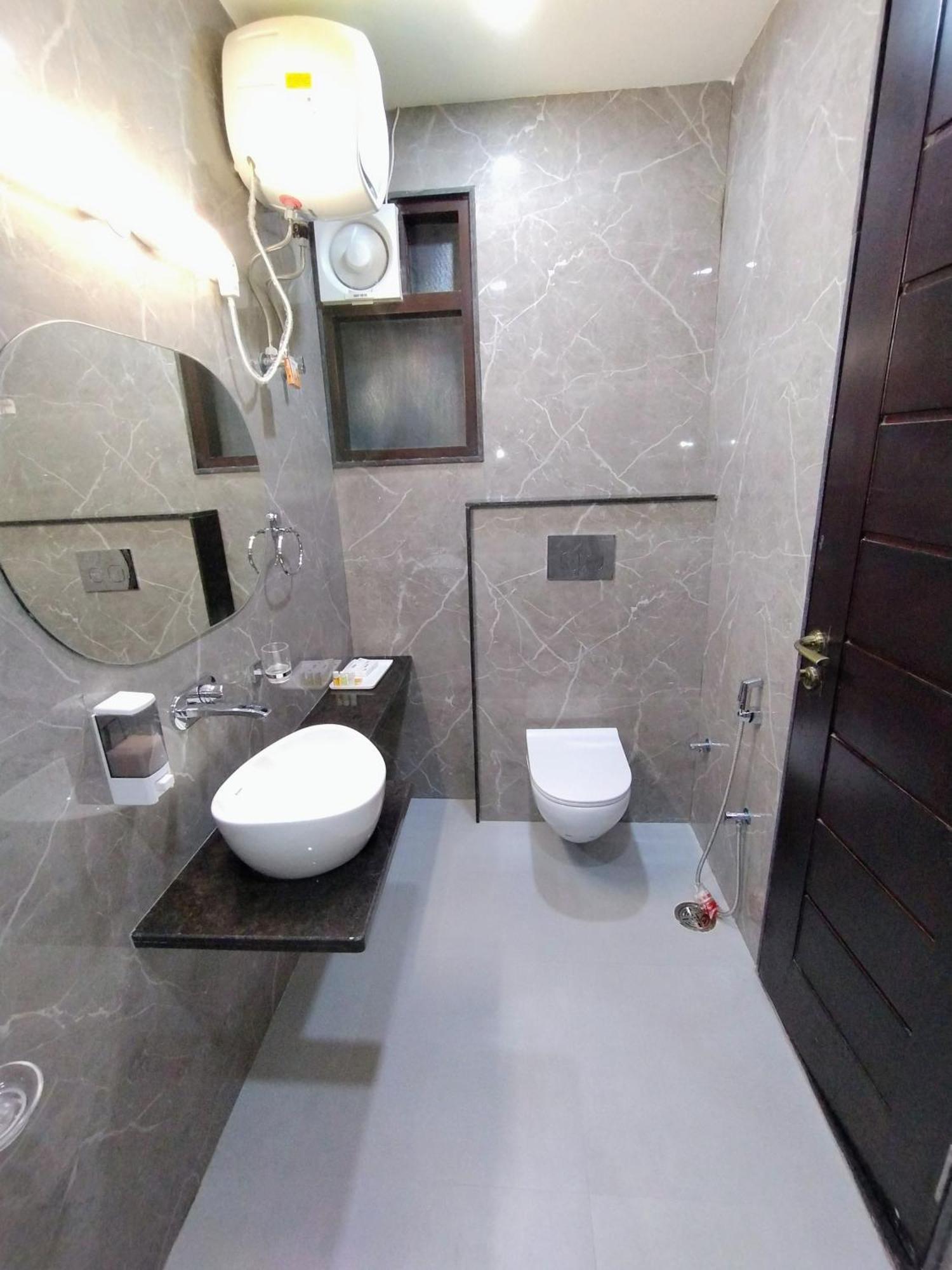 Celebration Guest House Lucknow Zewnętrze zdjęcie